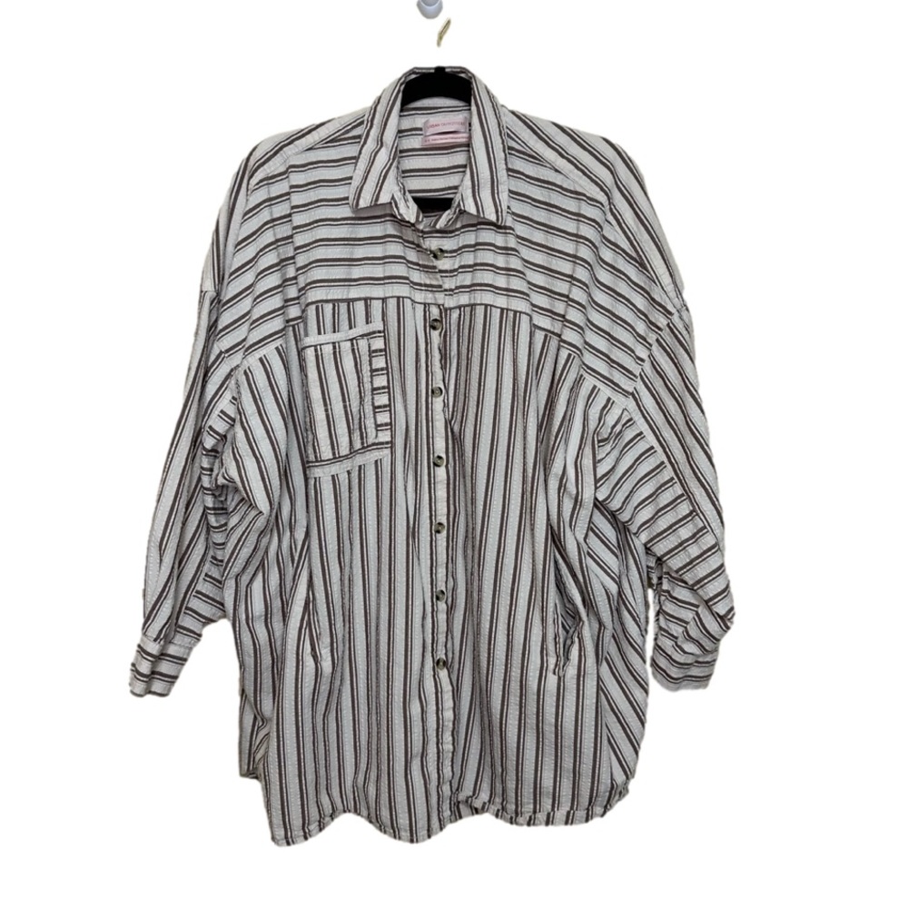 Urban Outfitters Ivory Textured Oversized Striped Pocket Button Up Women’s Small